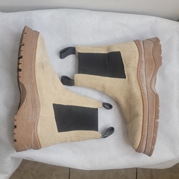 Last suede men Chelsea boots size 38